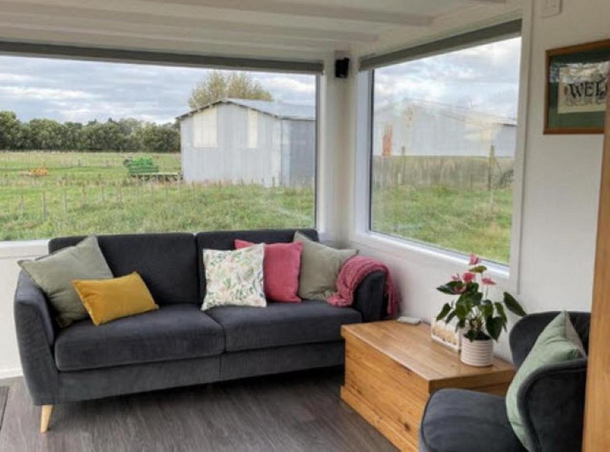 The Tiny Nest Hotel Palmerston North Bagian luar foto